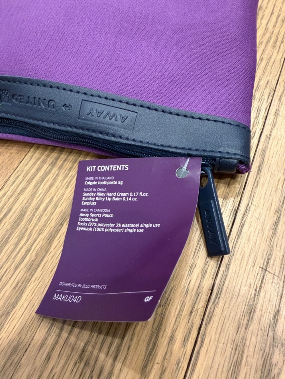 New: United Airlines x Away Premium Amenity Kit - Picture 5 of 7